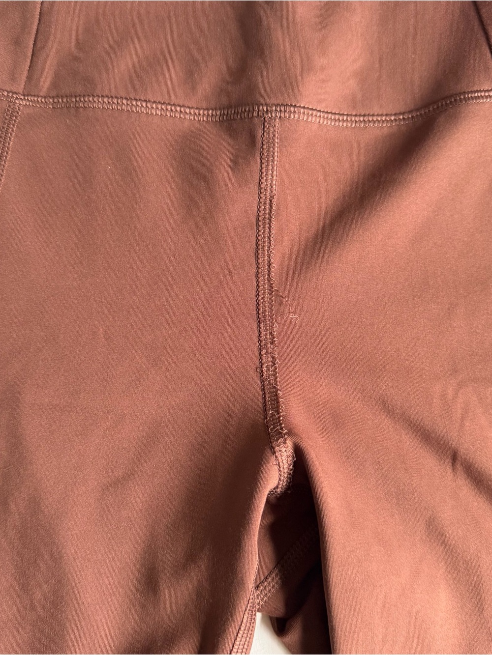 Girlfriend Collective Sports Bra and Biker Shorts Set - Picture 5 of 7